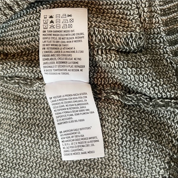 American Eagle Heather Gray Cardigan with Dropped Shoulders - Picture 7 of 7